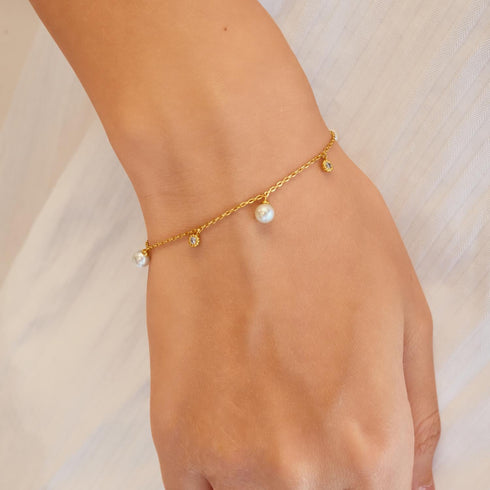 Gold Shell Pearl & Sparkle Drop Station Bracelet