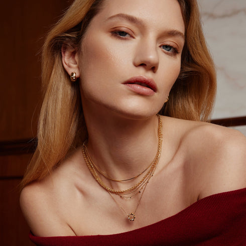 Gold Asymmetric Beaded Circle Necklace