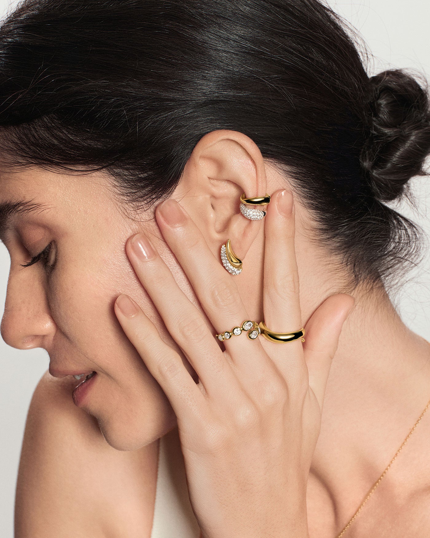 Gold Organic Pebble Spiral Bezel Adjustable Ring