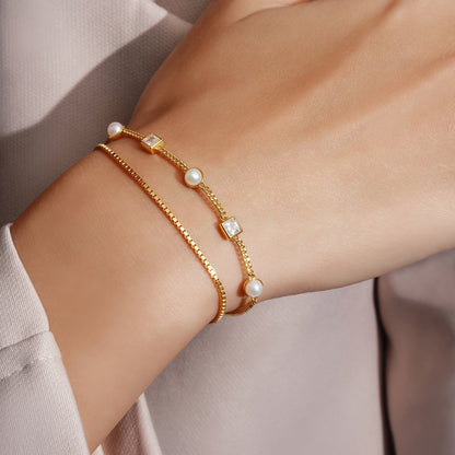 Gold Box Chain Bracelet