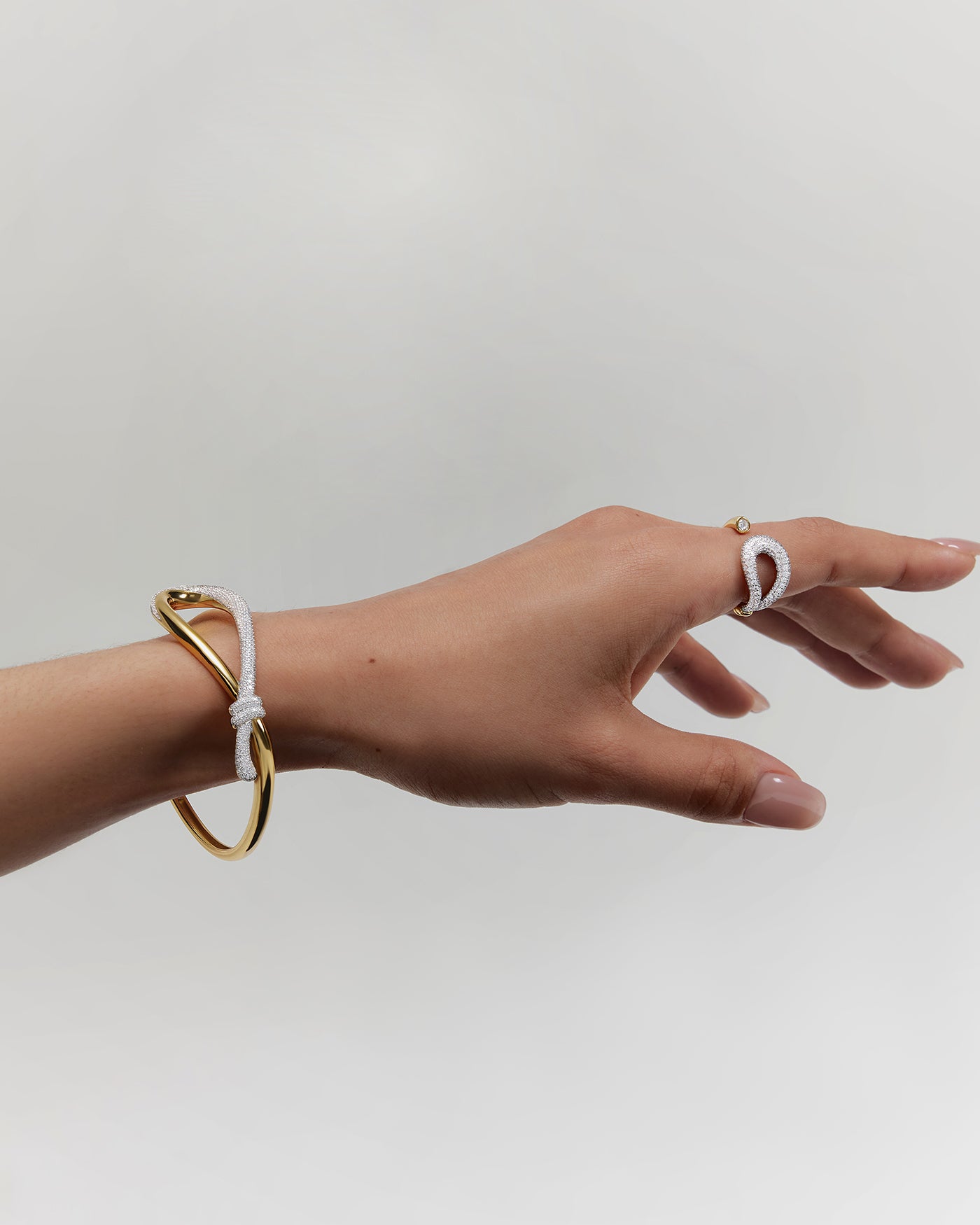 B077-04G+R077-01G-MODEL