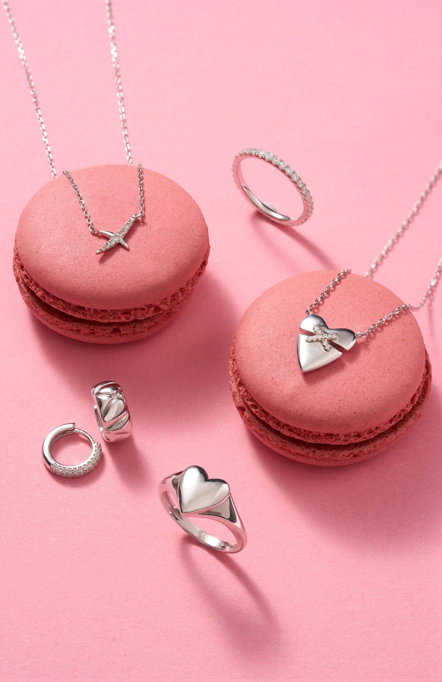 Silver Kiss Hoops