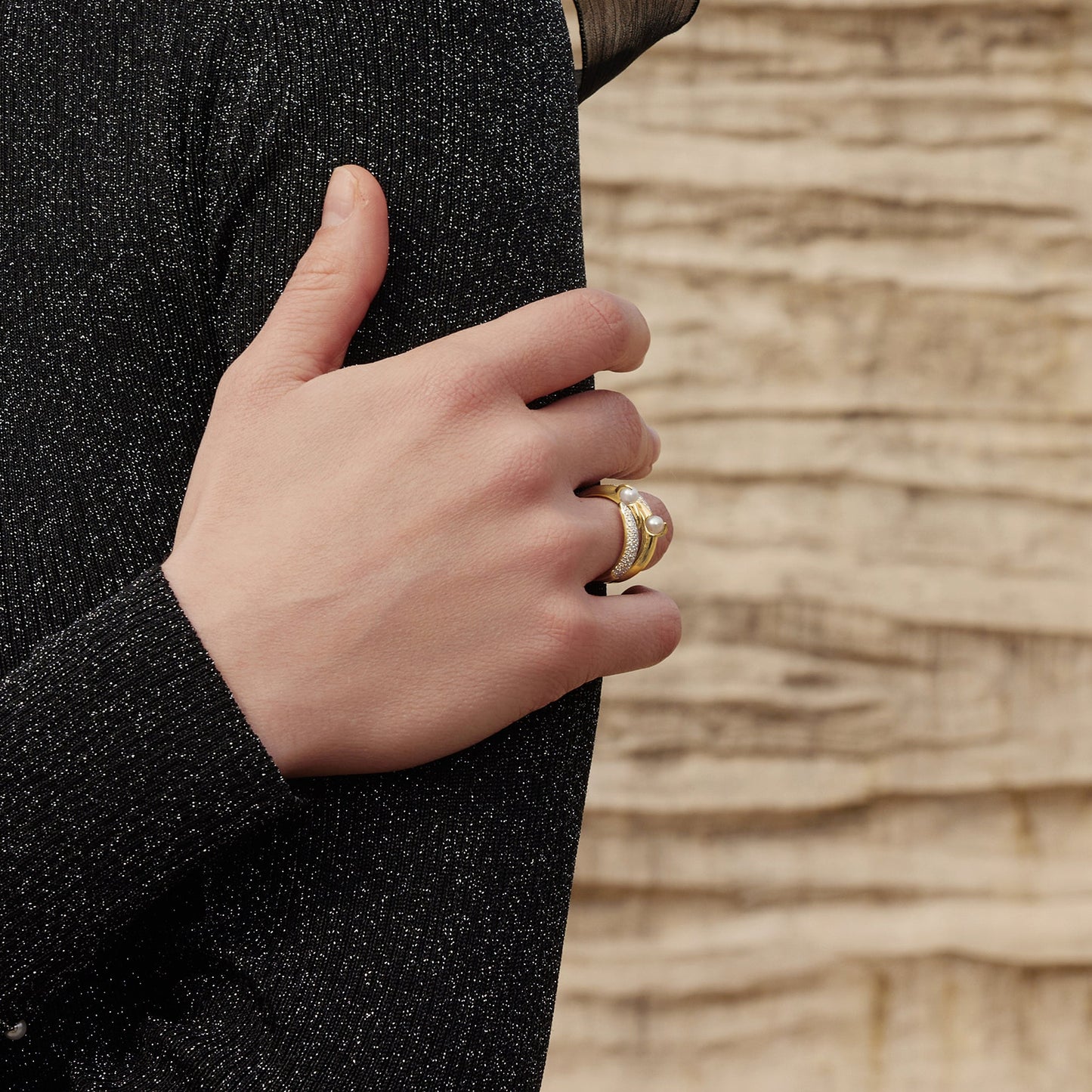 Gold Sparkle Pearl Crossover Adjustable Ring