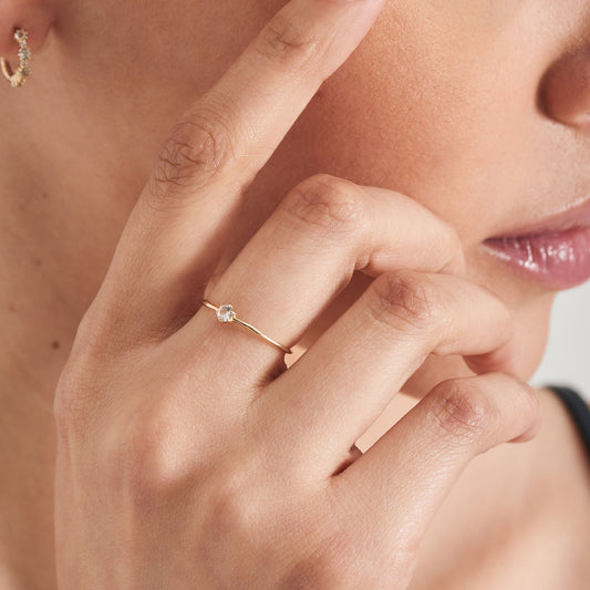 14kt Gold White Sapphire Band Ring